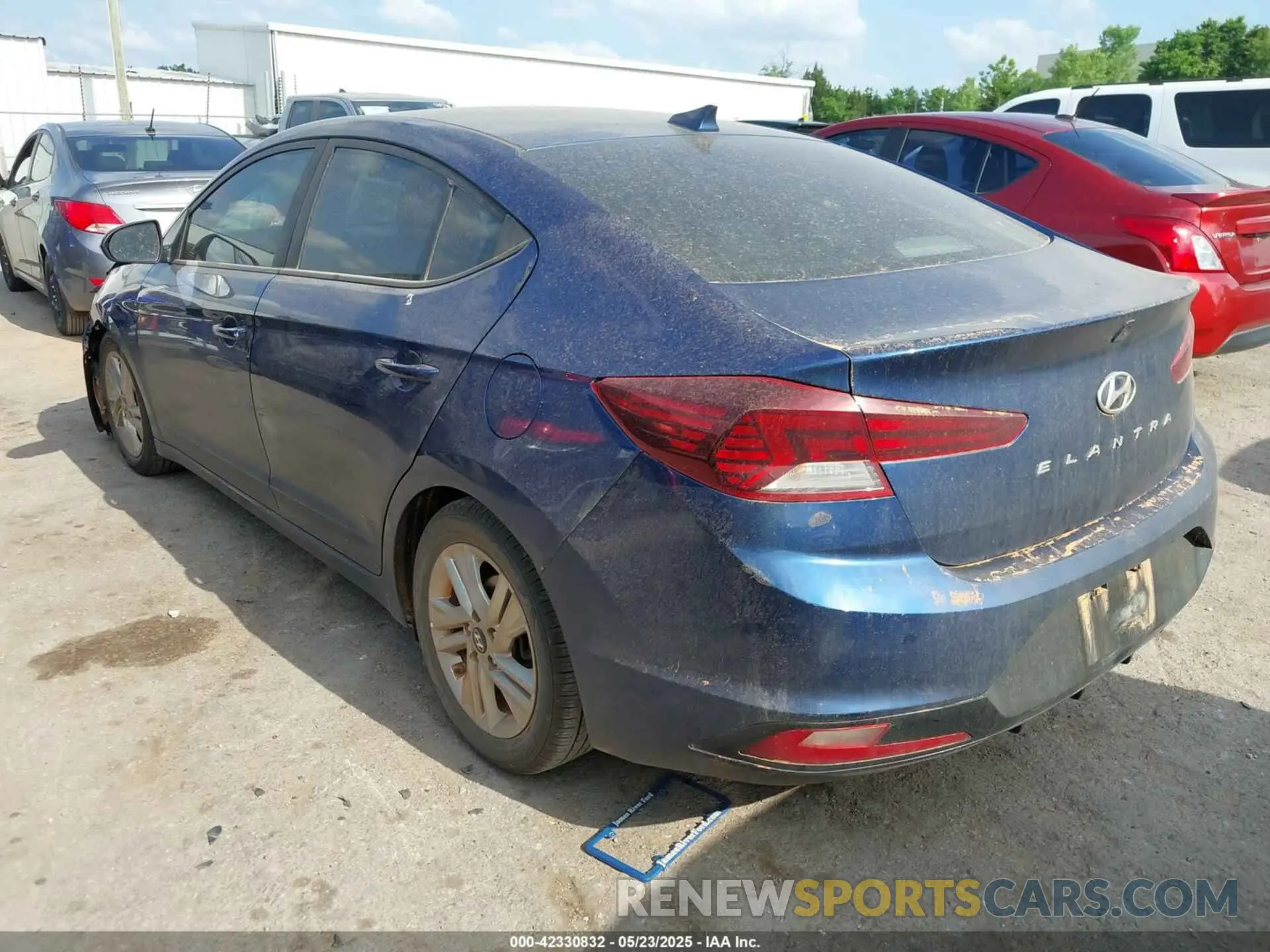 3 Photograph of a damaged car 5NPD84LF9KH432500 HYUNDAI ELANTRA 2019