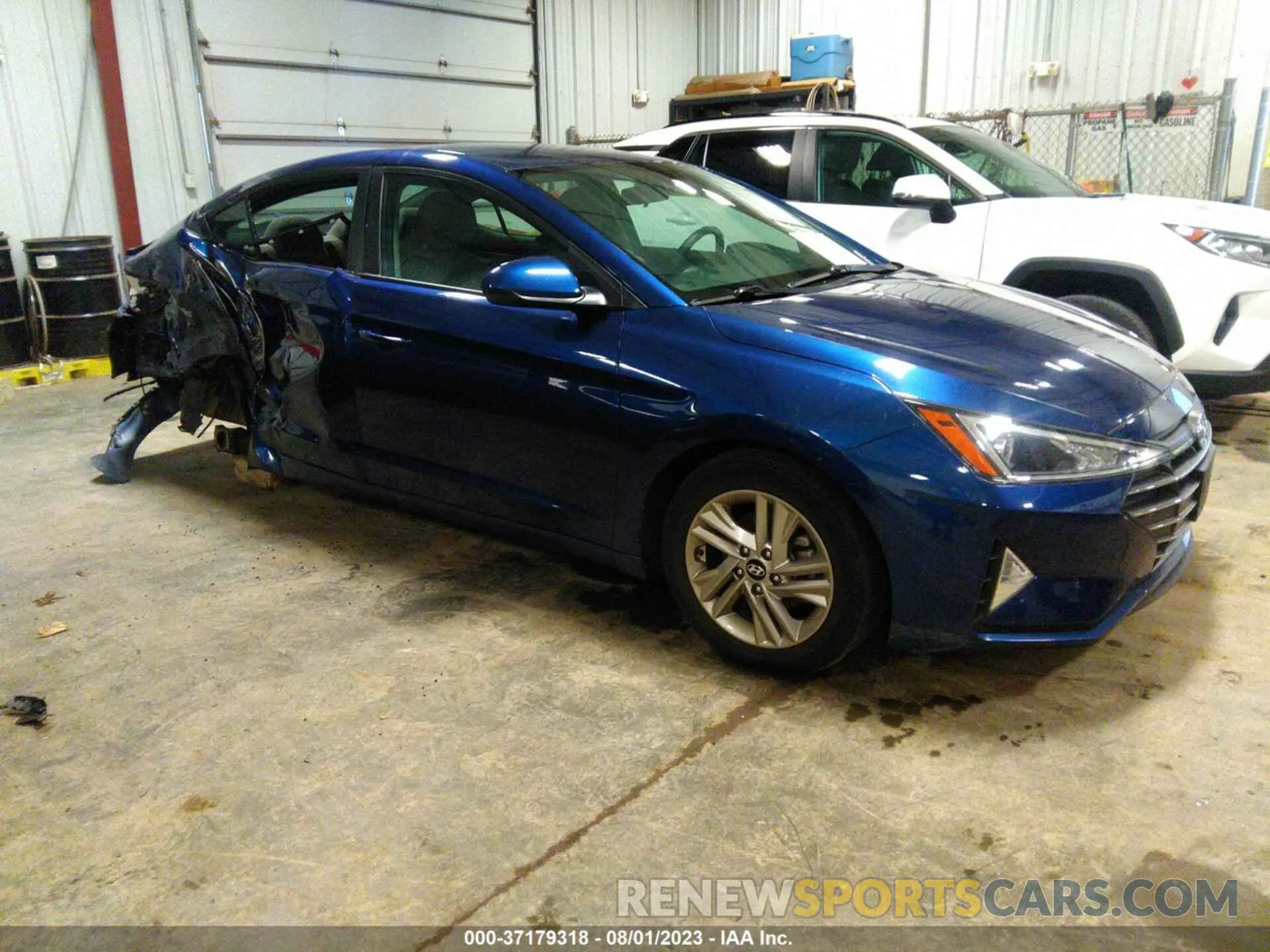 13 Photograph of a damaged car 5NPD84LF9KH458157 HYUNDAI ELANTRA 2019
