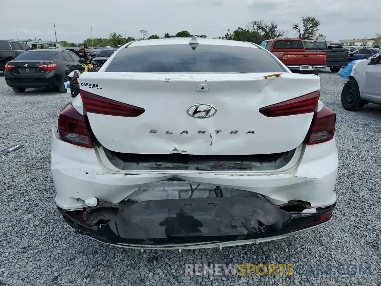 6 Photograph of a damaged car 5NPD84LF9KH489053 HYUNDAI ELANTRA 2019