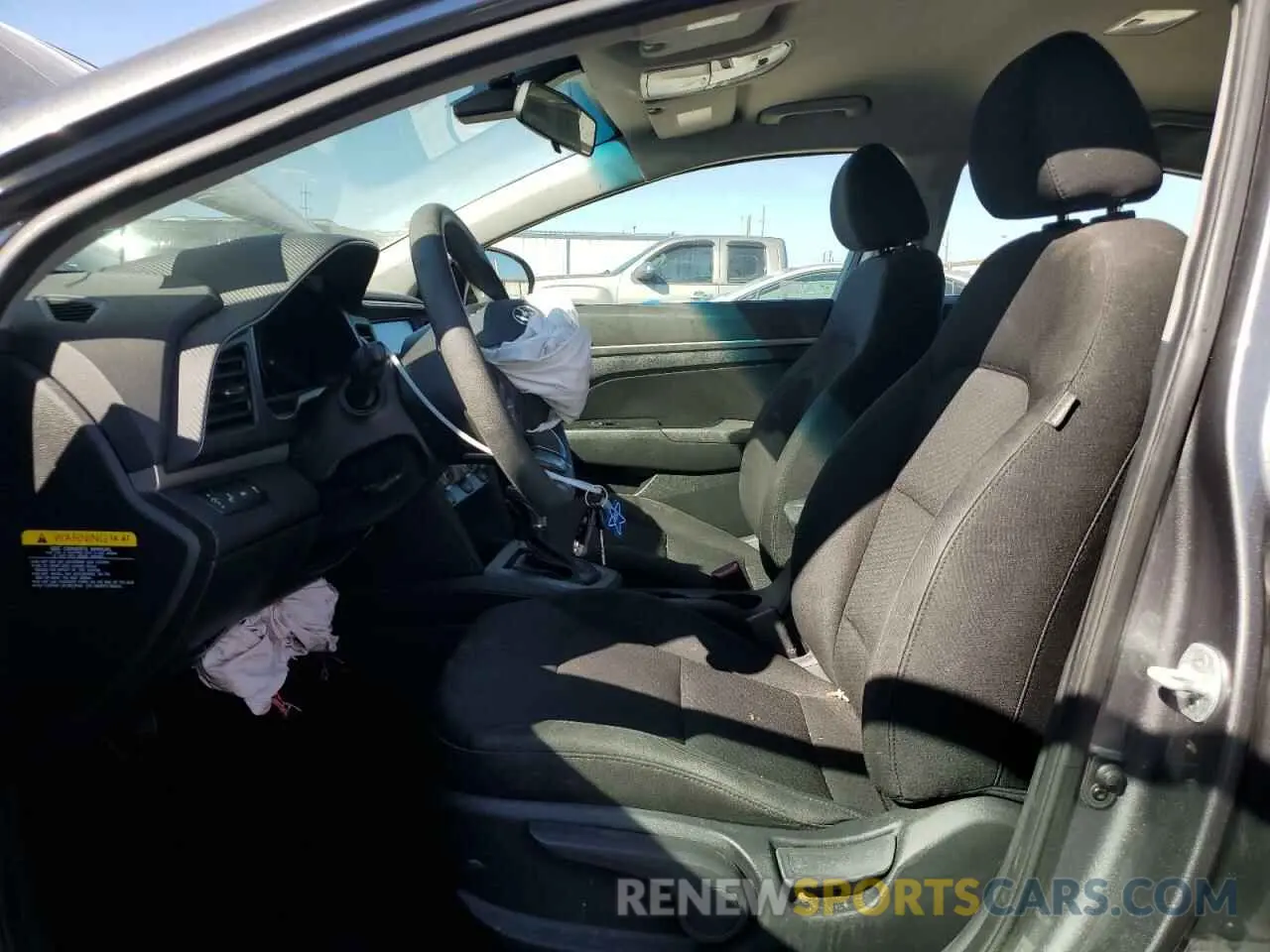 7 Photograph of a damaged car 5NPD84LFXKH405581 HYUNDAI ELANTRA 2019