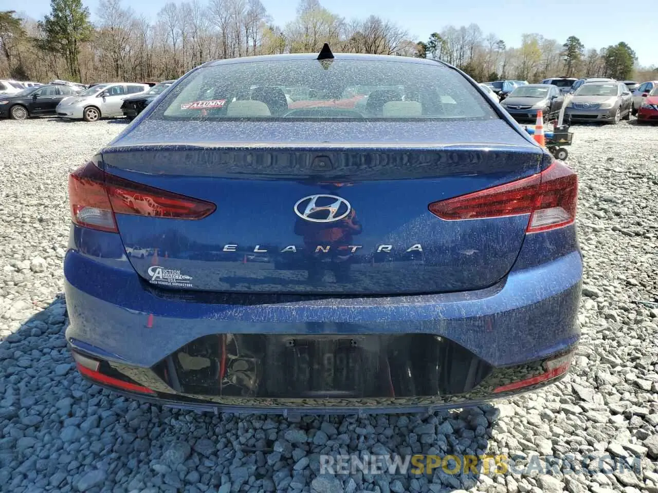 6 Фотография поврежденного автомобиля 5NPD84LFXKH408996 HYUNDAI ELANTRA 2019