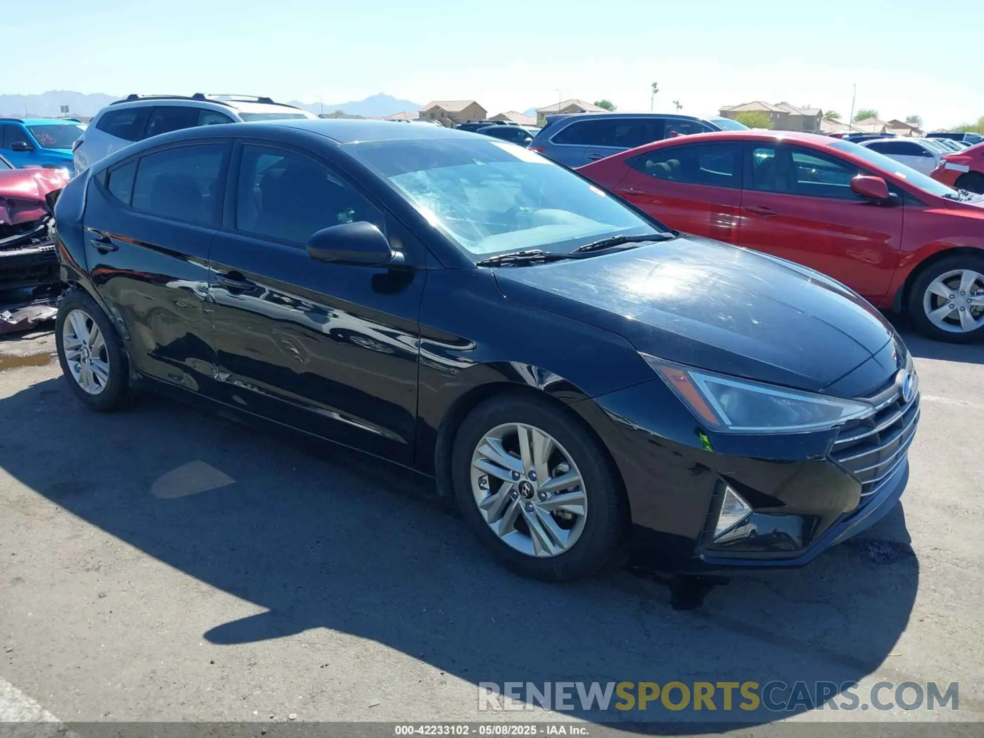 1 Фотография поврежденного автомобиля 5NPD84LFXKH411493 HYUNDAI ELANTRA 2019