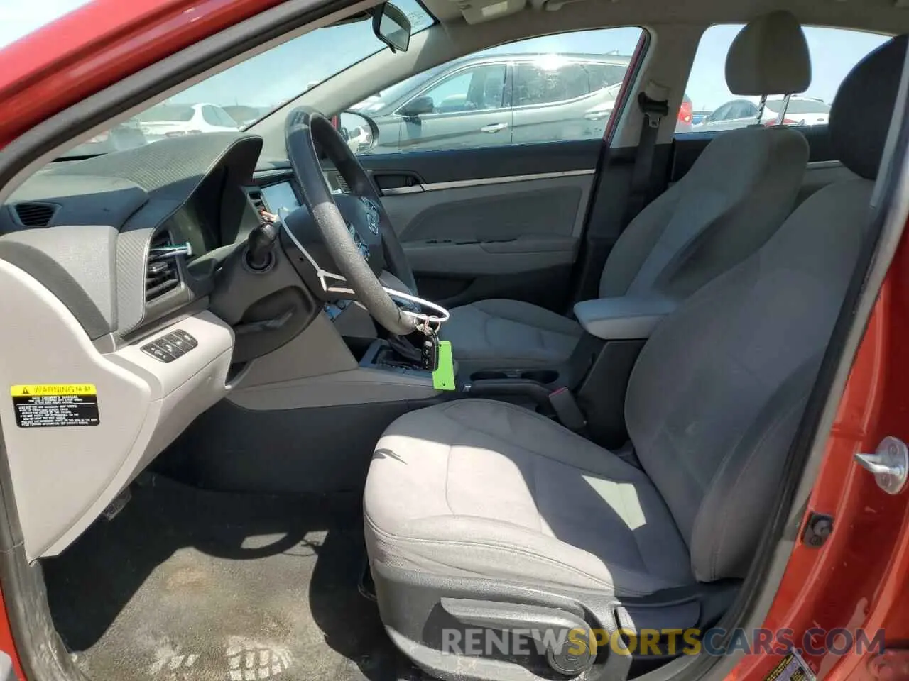 7 Фотография поврежденного автомобиля 5NPD84LFXKH427371 HYUNDAI ELANTRA 2019