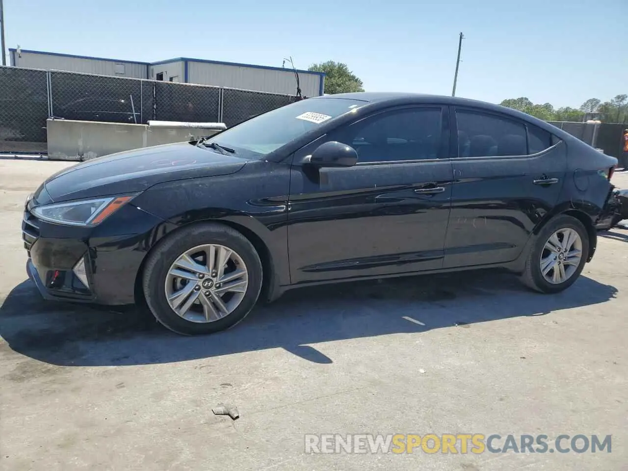 1 Фотография поврежденного автомобиля 5NPD84LFXKH428746 HYUNDAI ELANTRA 2019