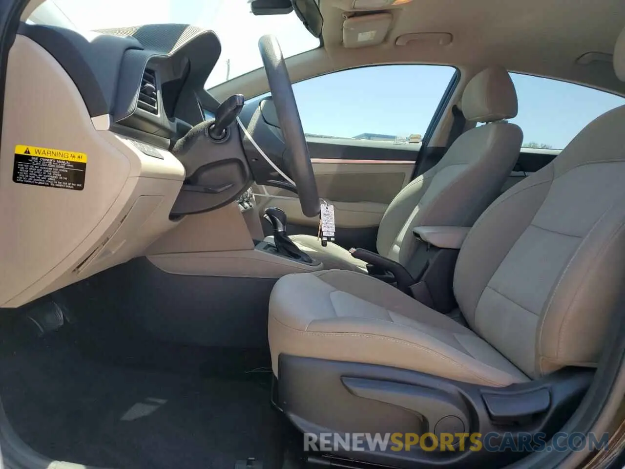 7 Фотография поврежденного автомобиля 5NPD84LFXKH428746 HYUNDAI ELANTRA 2019