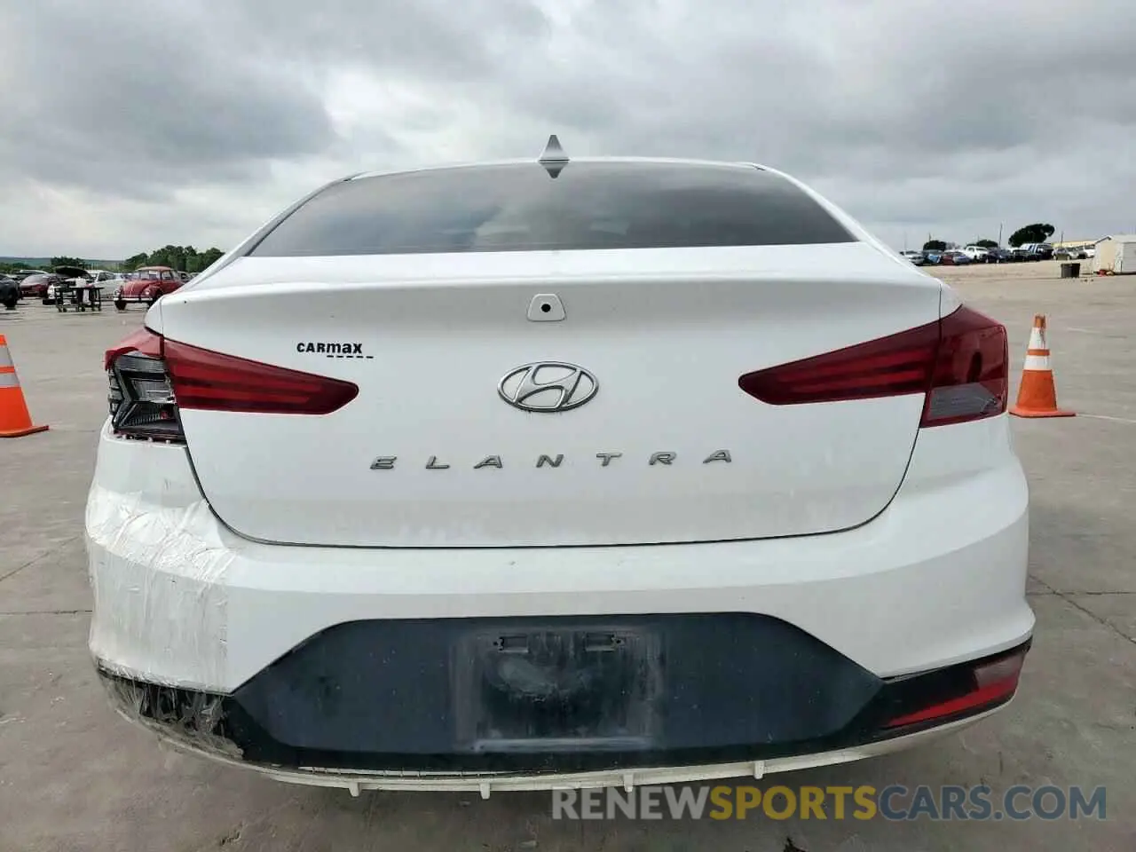 6 Photograph of a damaged car 5NPD84LFXKH478577 HYUNDAI ELANTRA 2019