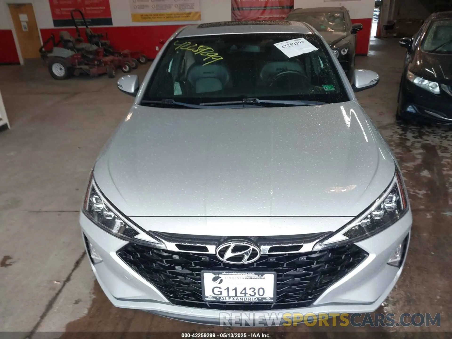 12 Photograph of a damaged car KMHD04LB0KU887208 HYUNDAI ELANTRA 2019