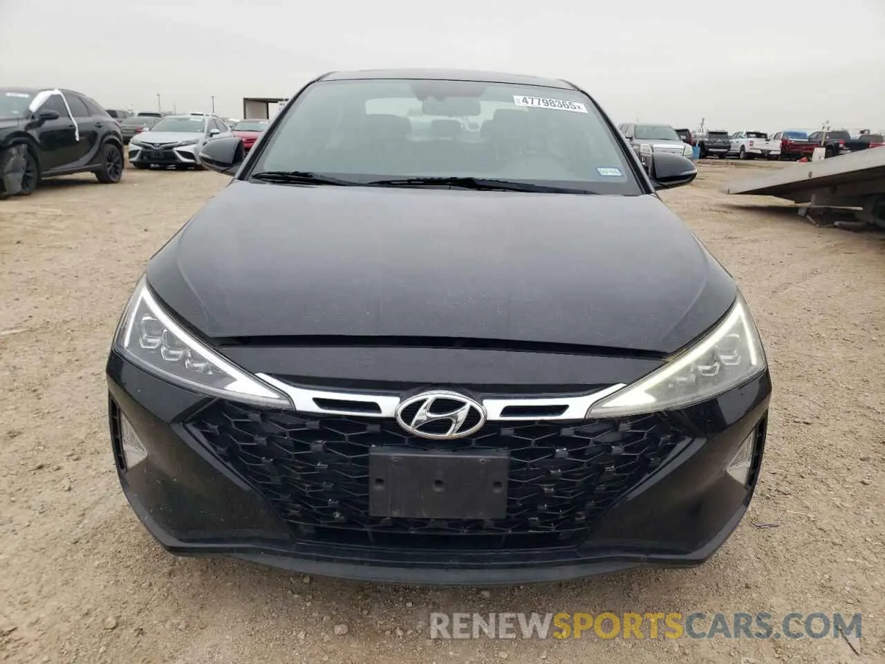 5 Photograph of a damaged car KMHD04LB1KU842150 HYUNDAI ELANTRA 2019