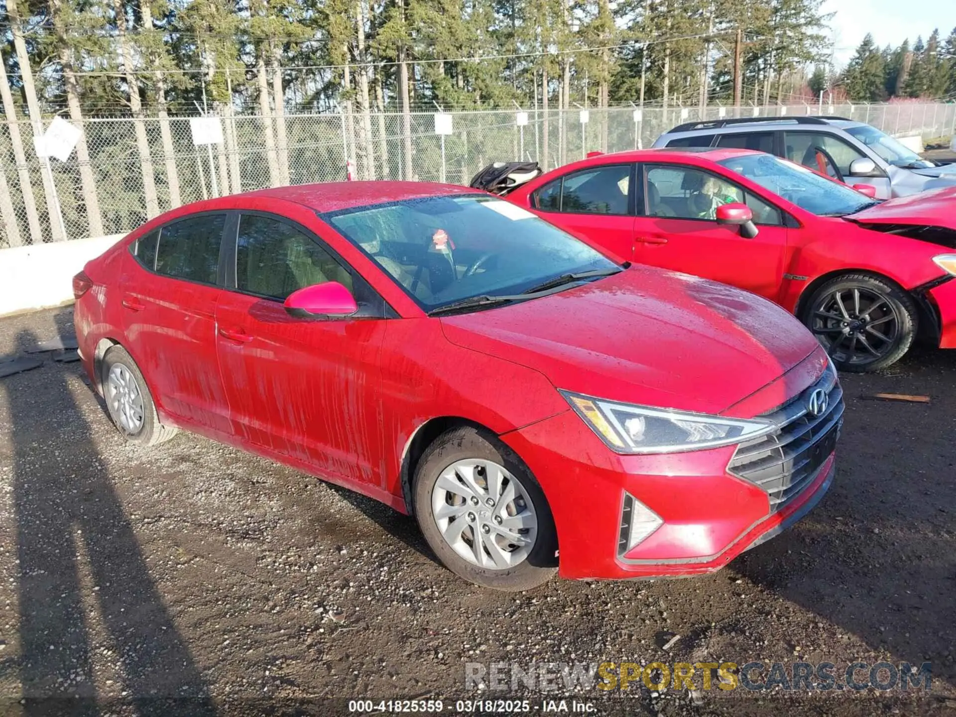 1 Фотография поврежденного автомобиля KMHD74LF0KU781503 HYUNDAI ELANTRA 2019