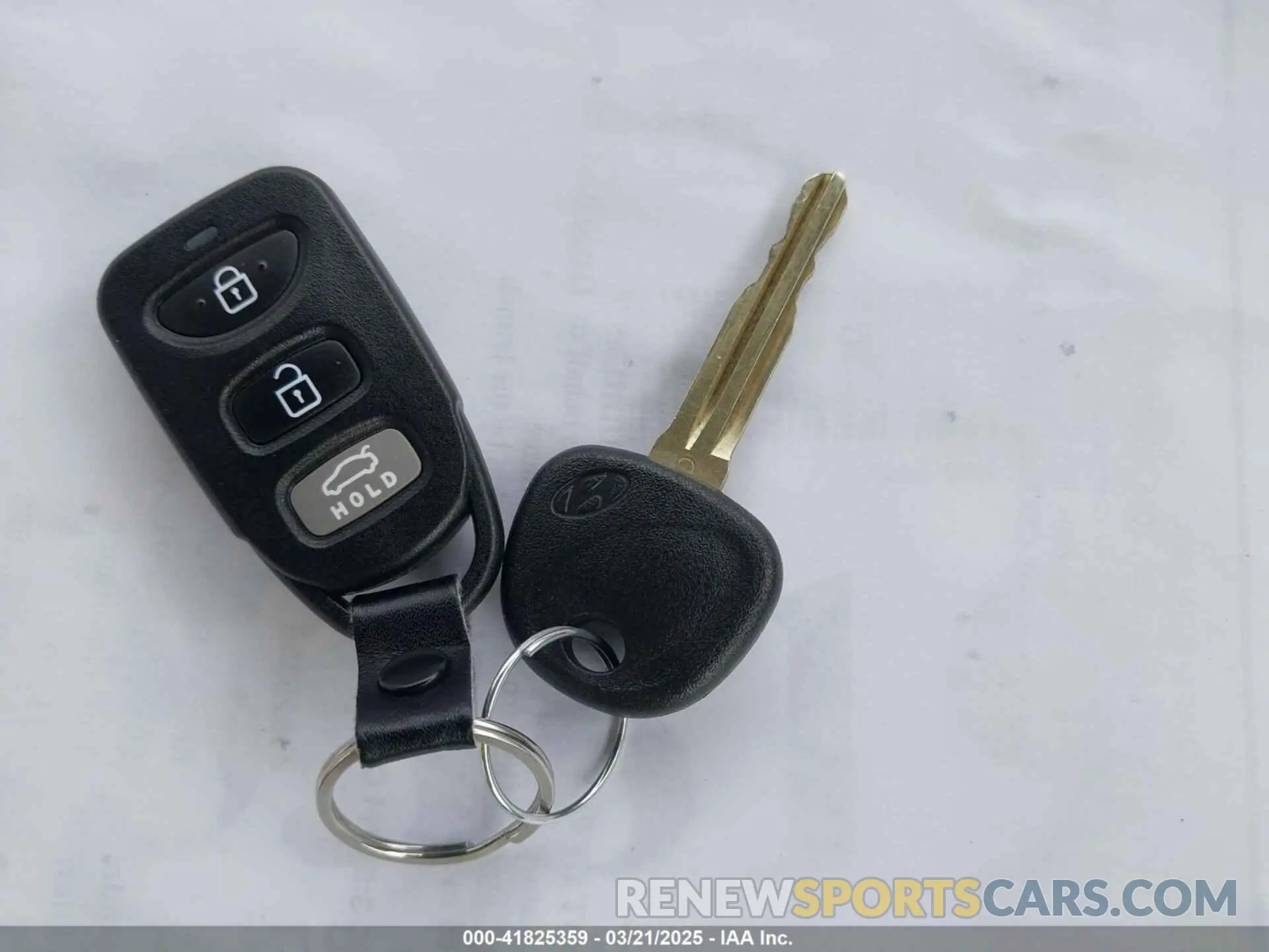 11 Фотография поврежденного автомобиля KMHD74LF0KU781503 HYUNDAI ELANTRA 2019