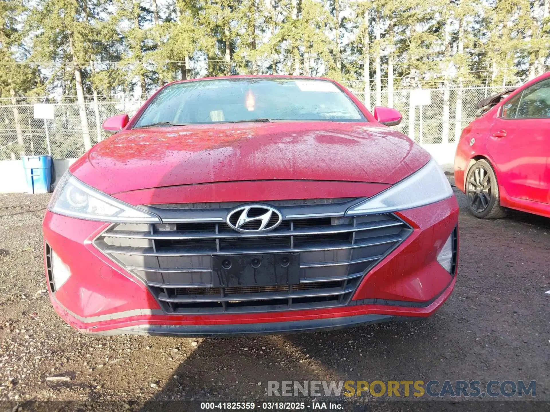 12 Фотография поврежденного автомобиля KMHD74LF0KU781503 HYUNDAI ELANTRA 2019