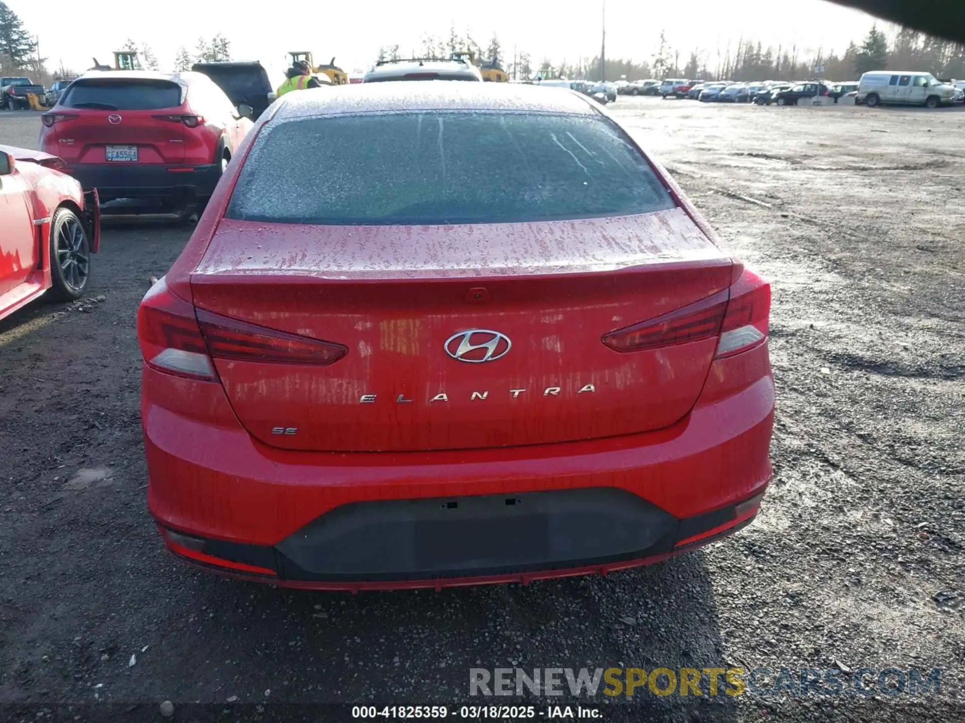 16 Фотография поврежденного автомобиля KMHD74LF0KU781503 HYUNDAI ELANTRA 2019