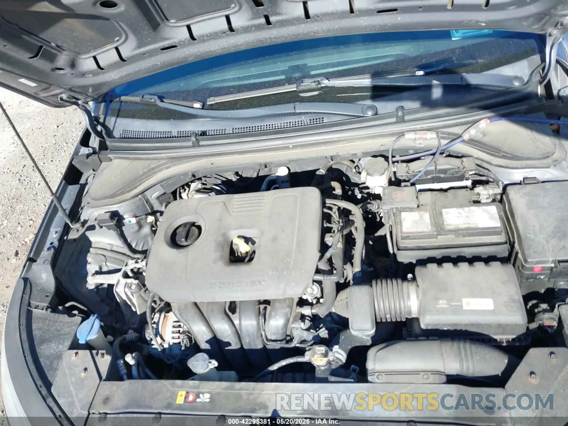 10 Photograph of a damaged car KMHD74LF0KU811955 HYUNDAI ELANTRA 2019
