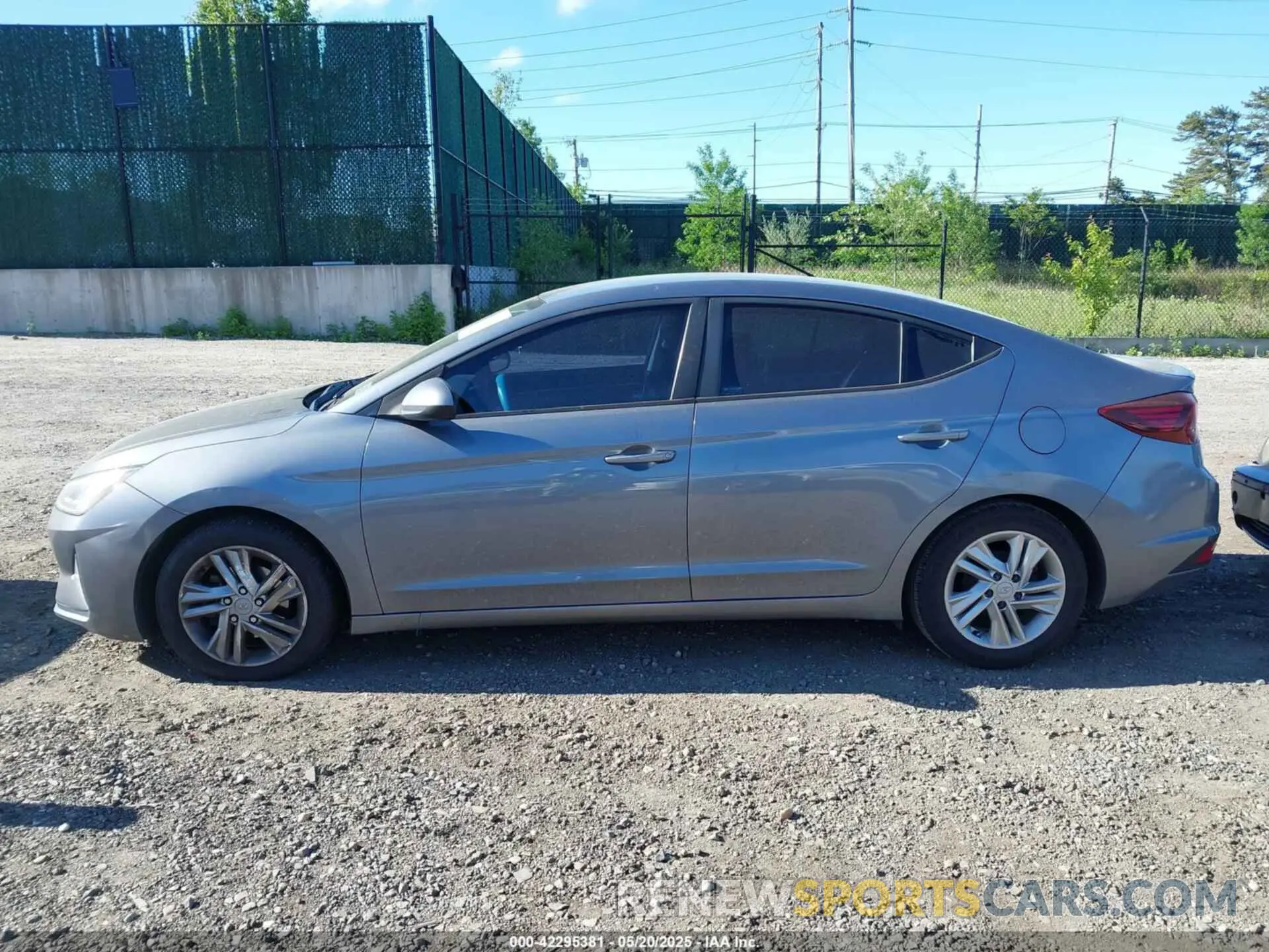 14 Photograph of a damaged car KMHD74LF0KU811955 HYUNDAI ELANTRA 2019