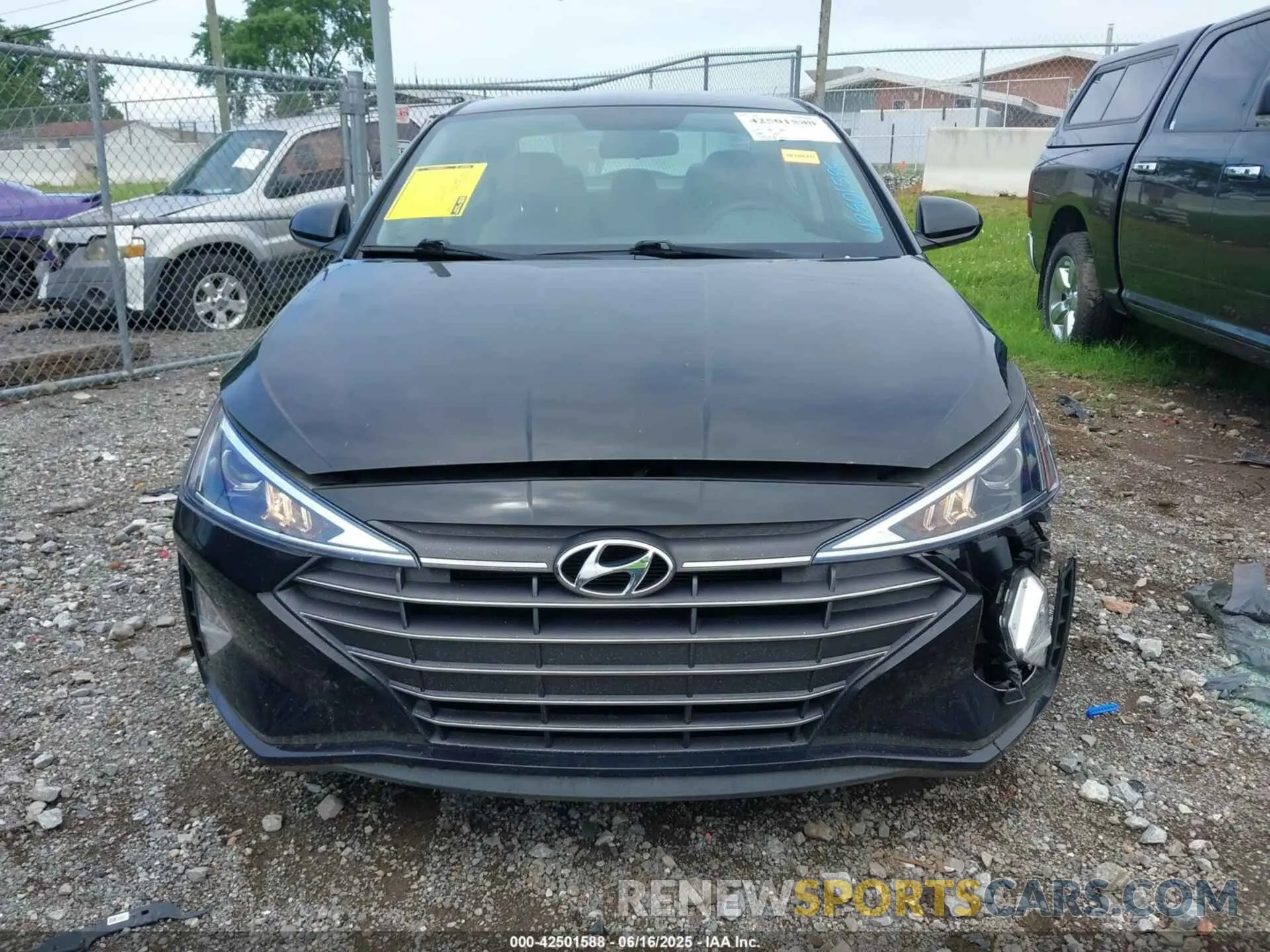 12 Photograph of a damaged car KMHD74LF1KU775497 HYUNDAI ELANTRA 2019