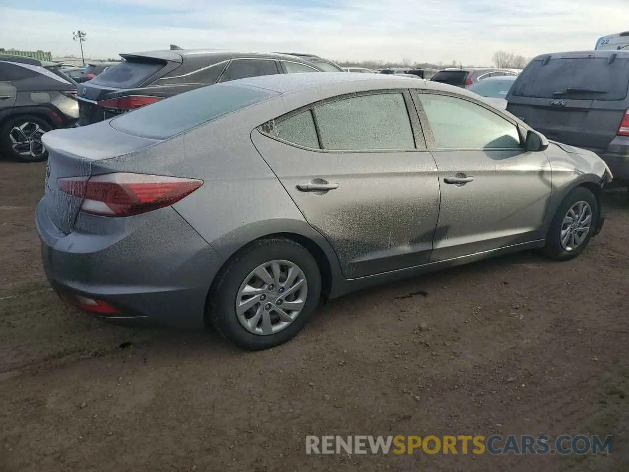 3 Фотография поврежденного автомобиля KMHD74LF1KU814735 HYUNDAI ELANTRA 2019