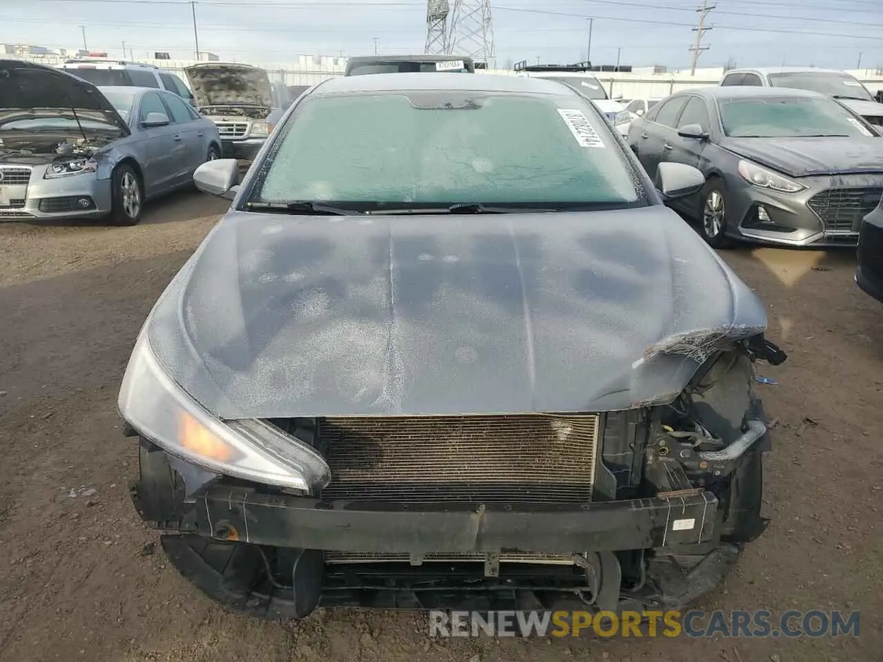 5 Фотография поврежденного автомобиля KMHD74LF1KU814735 HYUNDAI ELANTRA 2019
