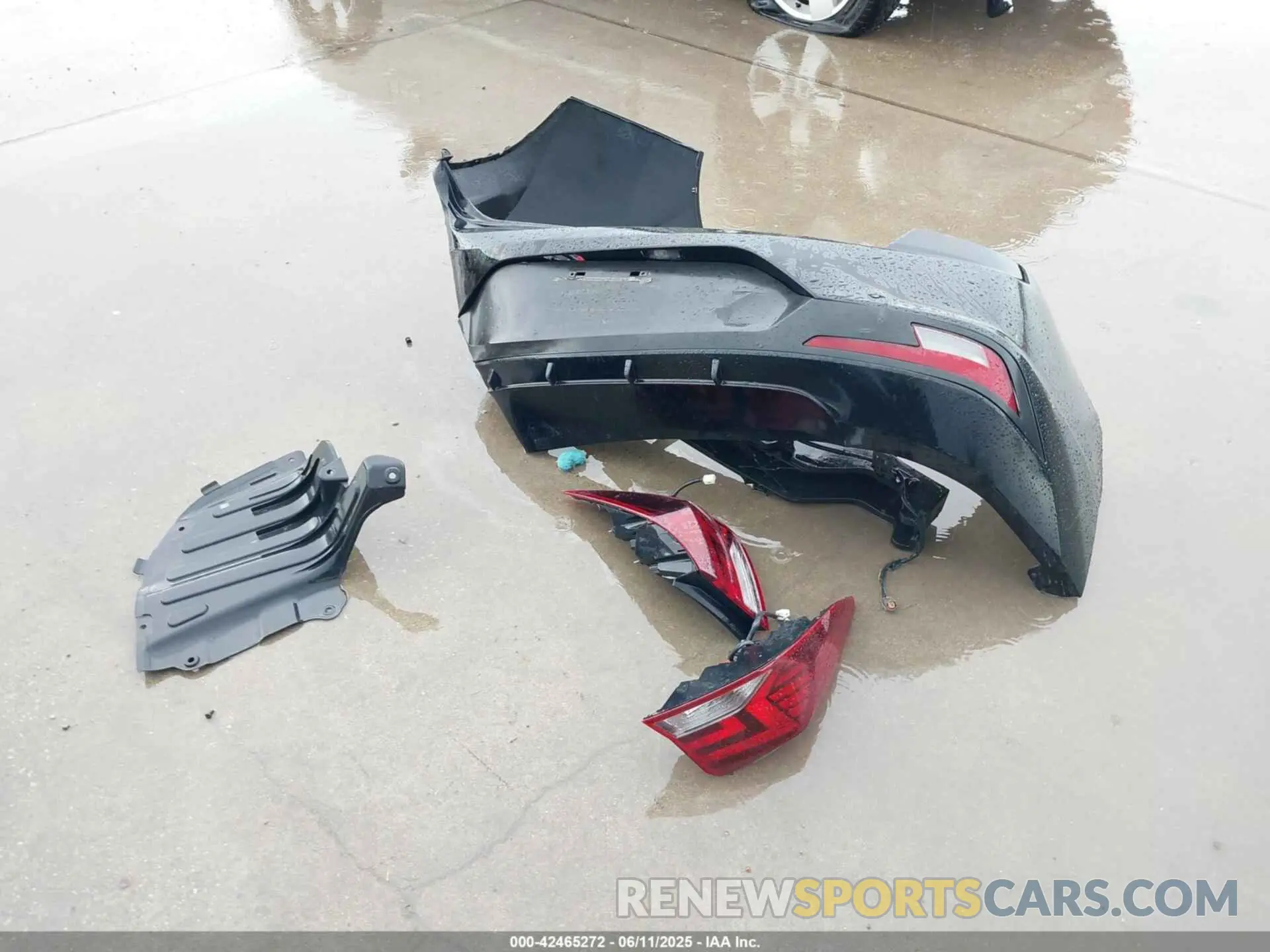 12 Photograph of a damaged car KMHD74LF2KU782927 HYUNDAI ELANTRA 2019
