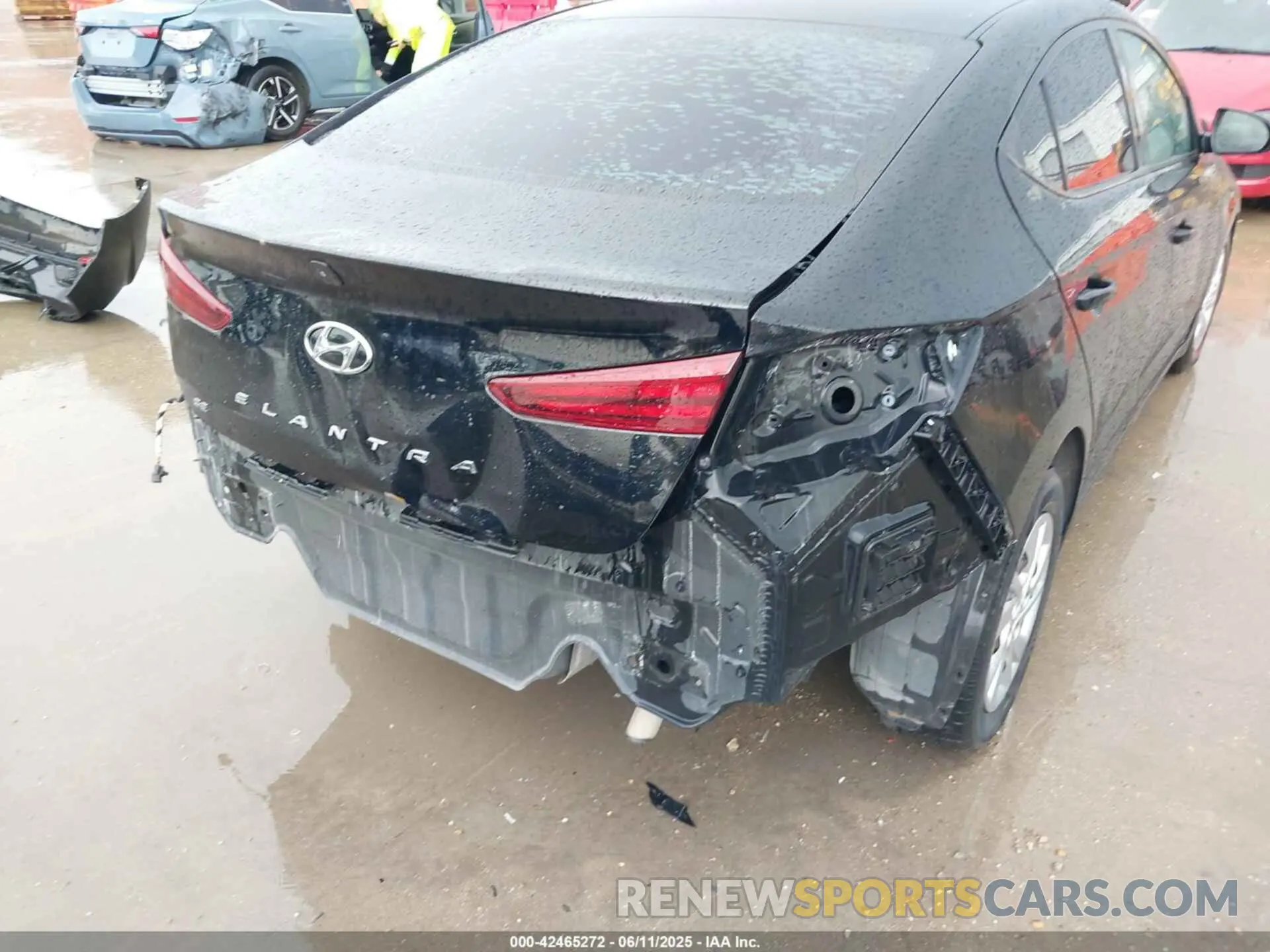 6 Photograph of a damaged car KMHD74LF2KU782927 HYUNDAI ELANTRA 2019