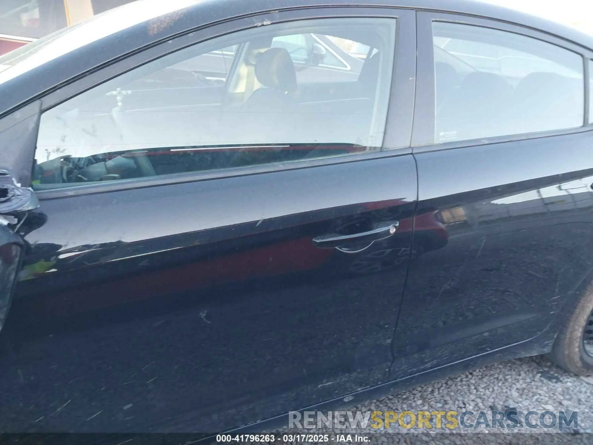 15 Photograph of a damaged car KMHD74LF2KU782992 HYUNDAI ELANTRA 2019