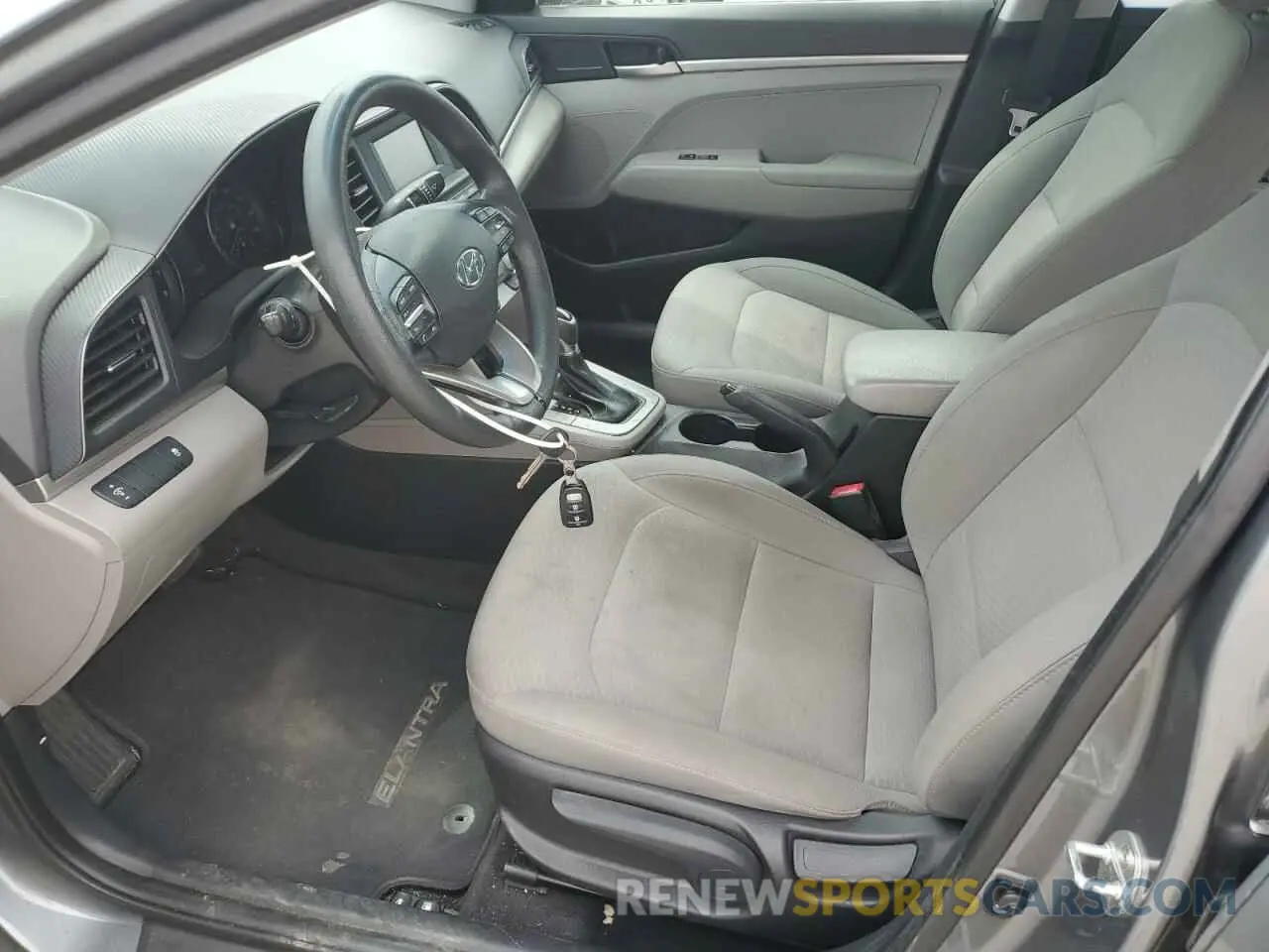 7 Photograph of a damaged car KMHD74LF2KU815389 HYUNDAI ELANTRA 2019