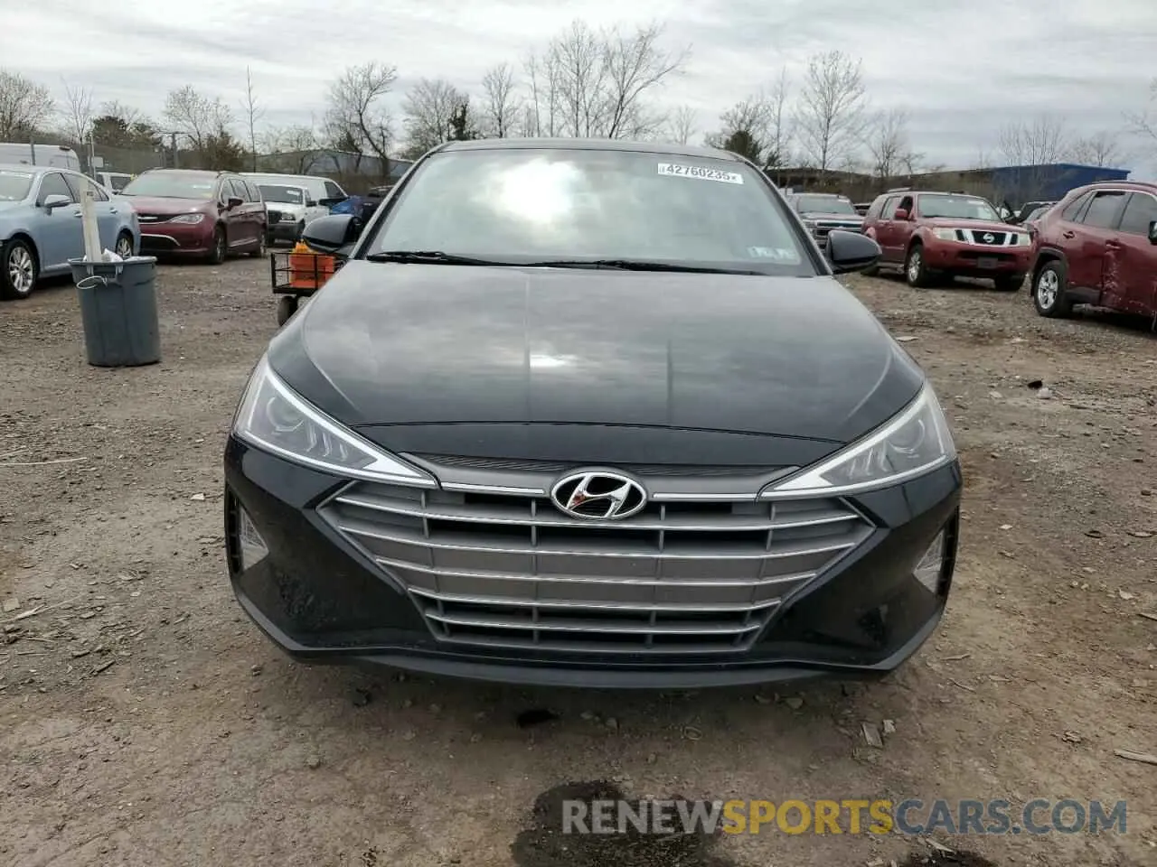 5 Фотография поврежденного автомобиля KMHD74LF3KU781169 HYUNDAI ELANTRA 2019
