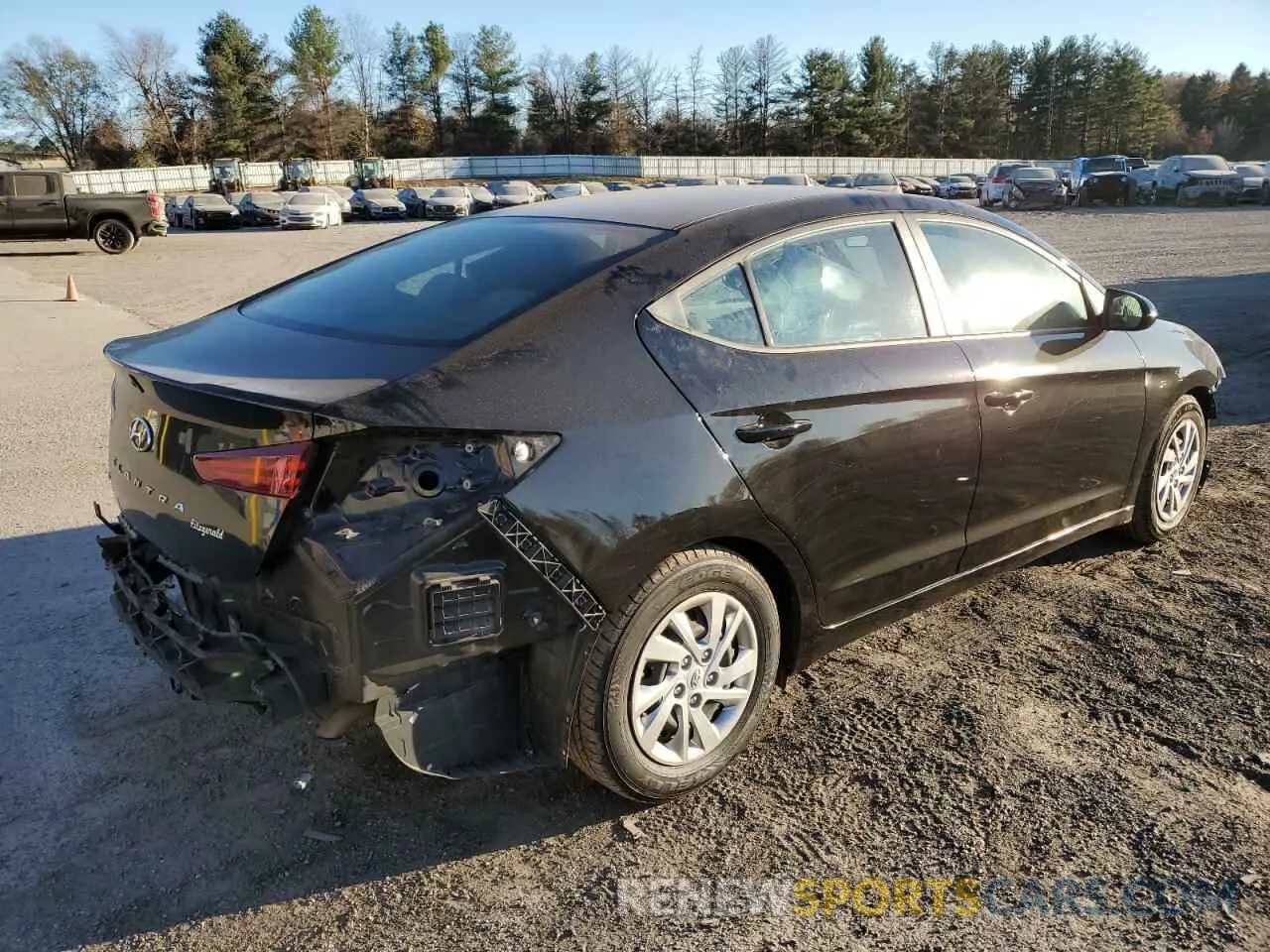 3 Фотография поврежденного автомобиля KMHD74LF3KU805356 HYUNDAI ELANTRA 2019