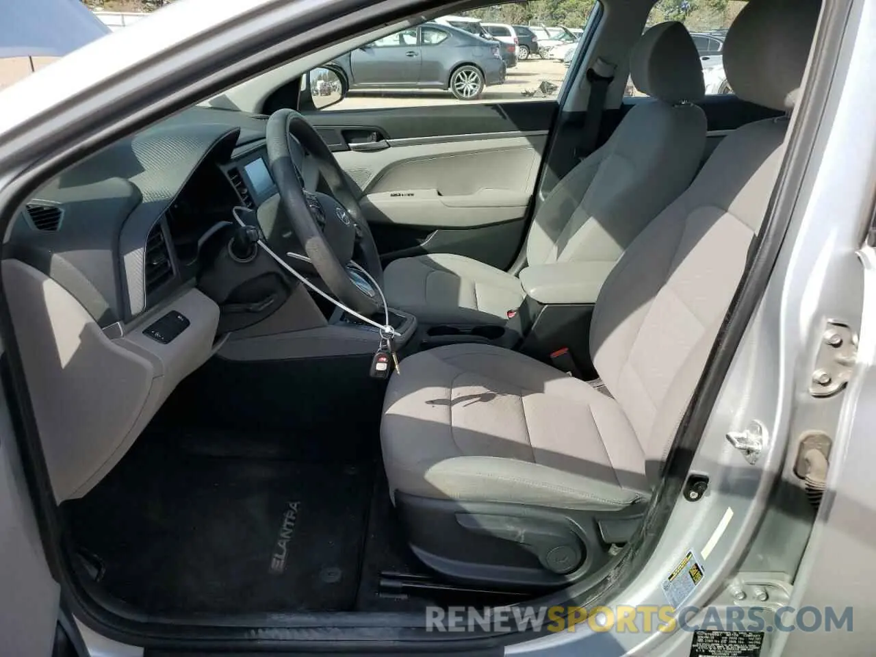 7 Photograph of a damaged car KMHD74LF3KU810038 HYUNDAI ELANTRA 2019