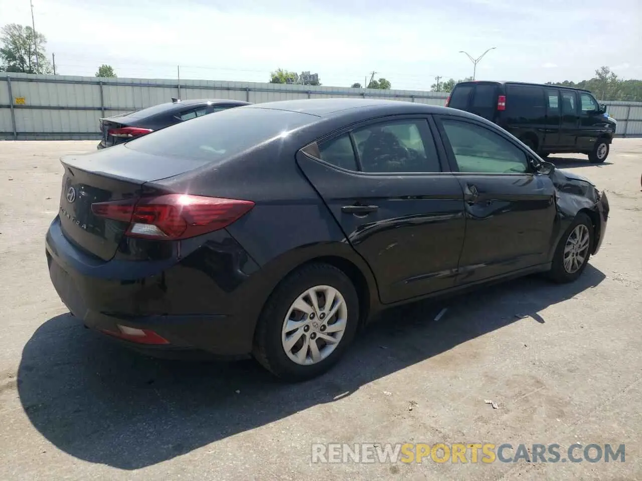 3 Photograph of a damaged car KMHD74LF4KU779401 HYUNDAI ELANTRA 2019