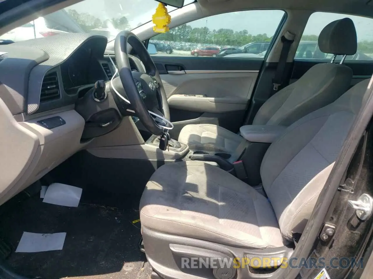 7 Photograph of a damaged car KMHD74LF4KU779401 HYUNDAI ELANTRA 2019