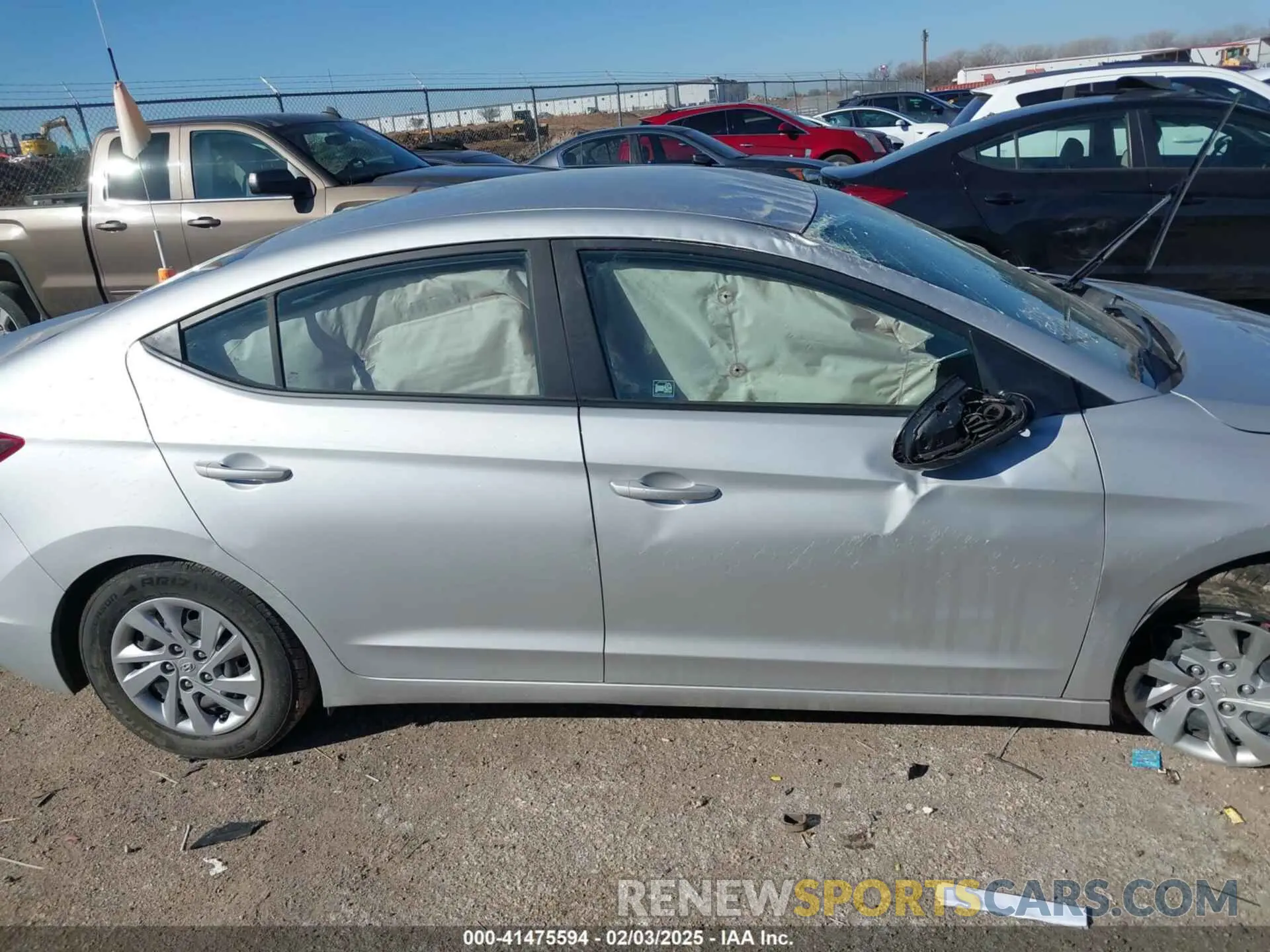 14 Photograph of a damaged car KMHD74LF4KU833263 HYUNDAI ELANTRA 2019
