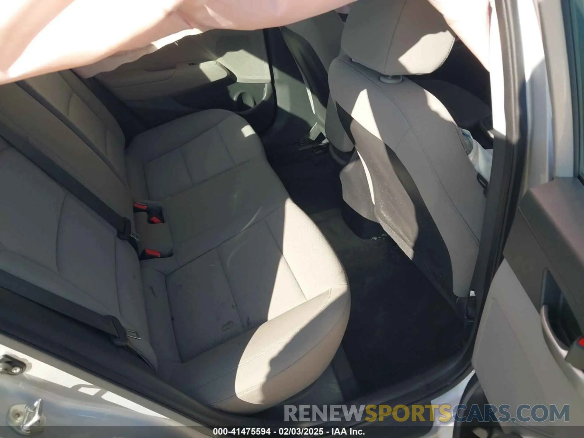 8 Photograph of a damaged car KMHD74LF4KU833263 HYUNDAI ELANTRA 2019