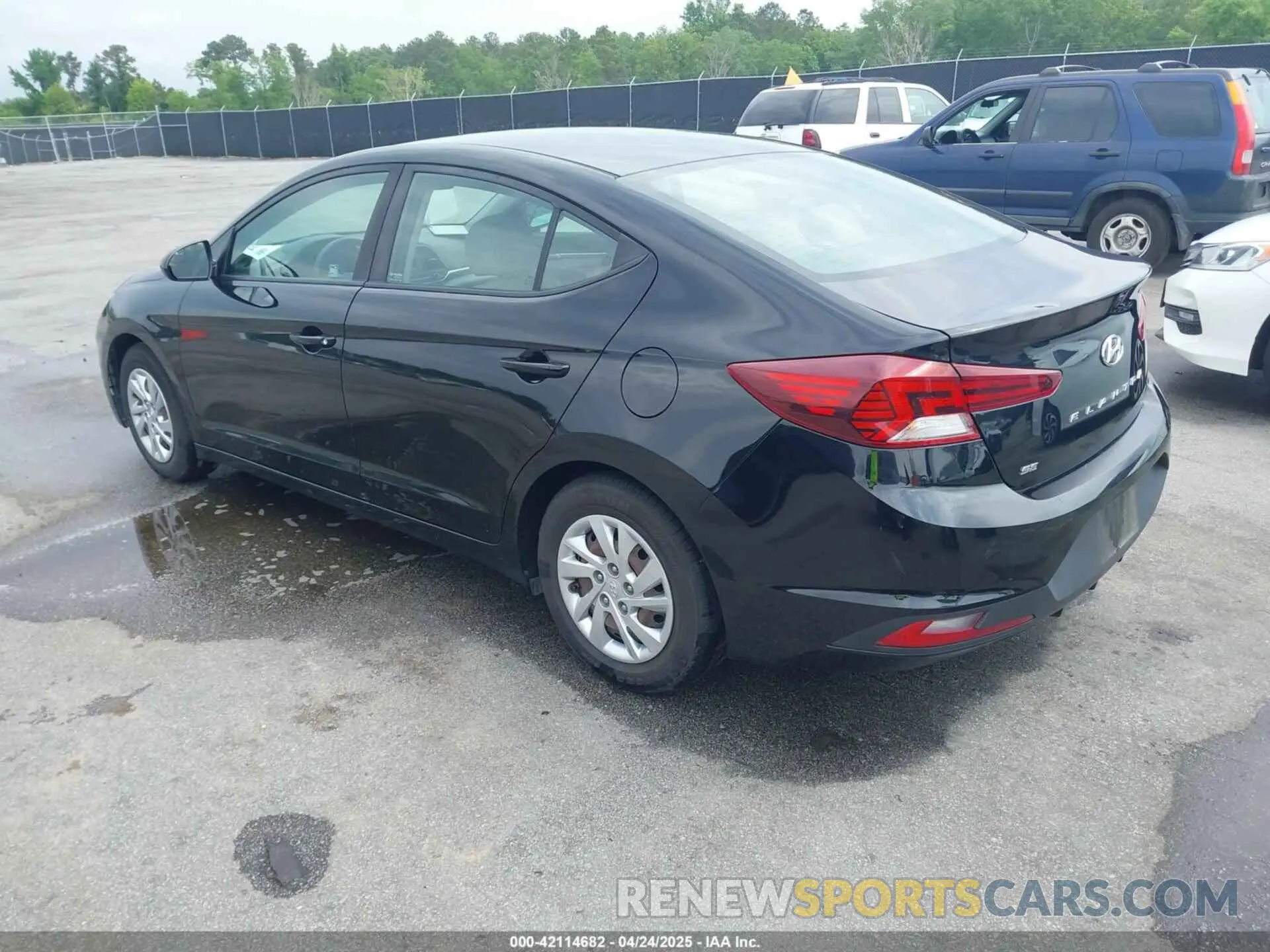 3 Photograph of a damaged car KMHD74LF4KU843193 HYUNDAI ELANTRA 2019