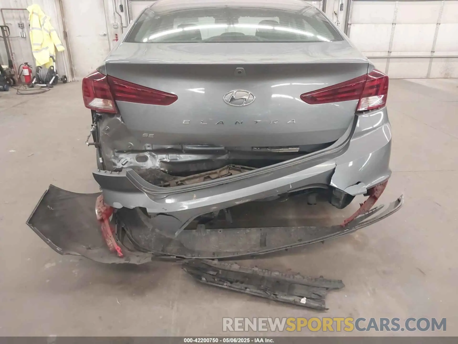 6 Photograph of a damaged car KMHD74LF4KU878672 HYUNDAI ELANTRA 2019