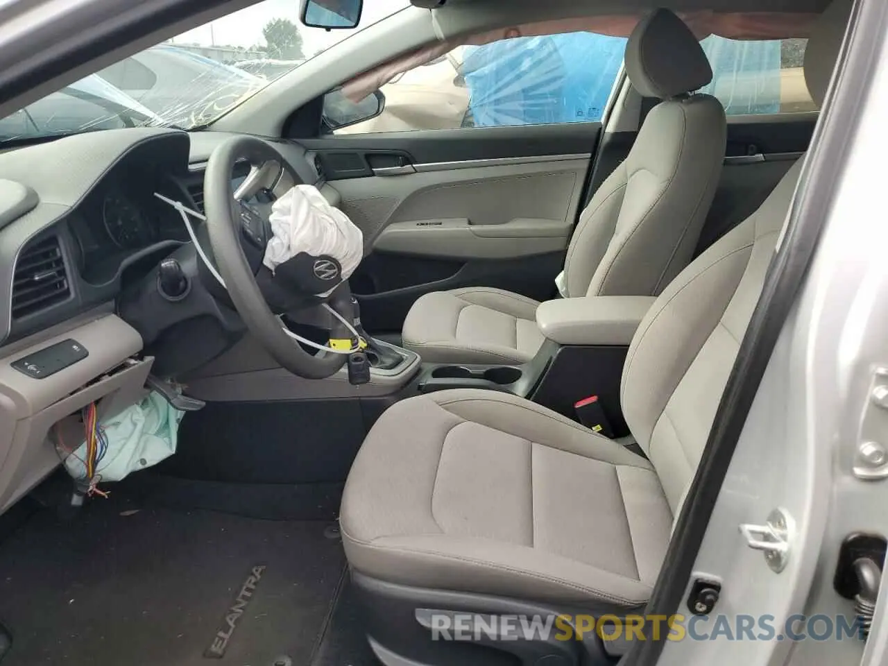 7 Photograph of a damaged car KMHD74LF5KU859323 HYUNDAI ELANTRA 2019