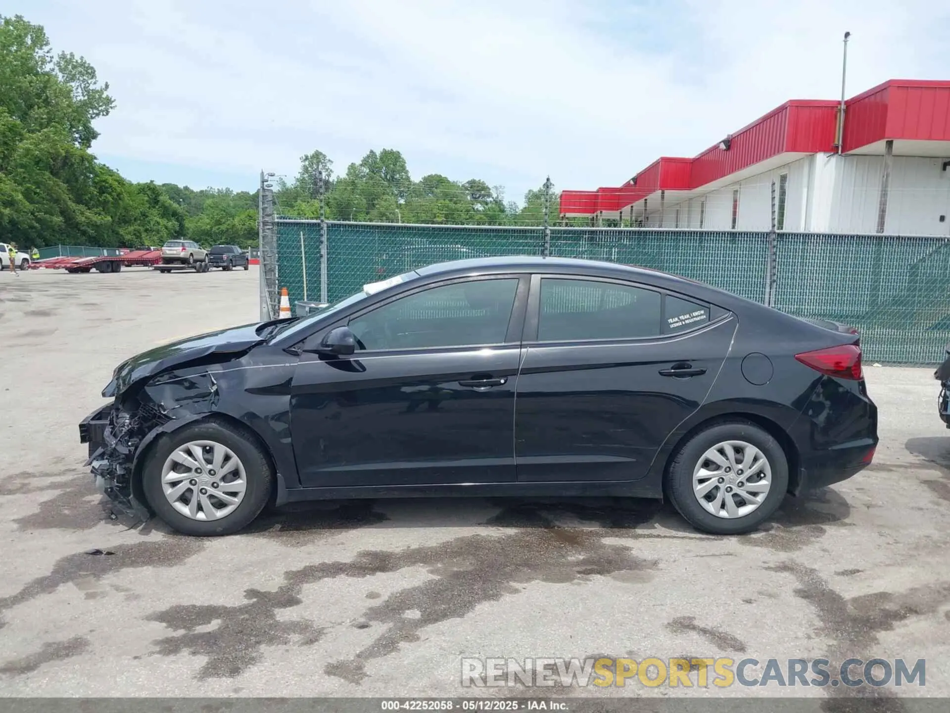 15 Photograph of a damaged car KMHD74LF6KU824385 HYUNDAI ELANTRA 2019