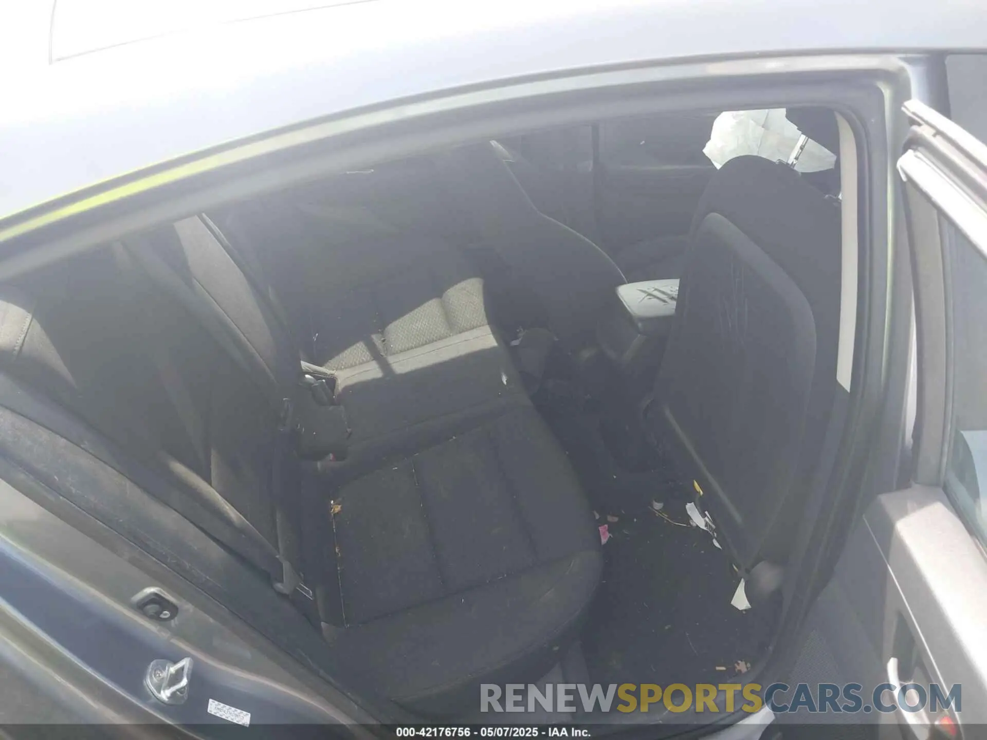 8 Photograph of a damaged car KMHD74LF7KU789713 HYUNDAI ELANTRA 2019