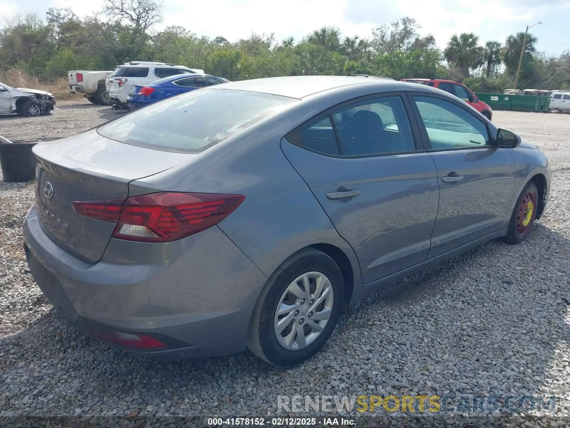 4 Photograph of a damaged car KMHD74LF7KU867679 HYUNDAI ELANTRA 2019