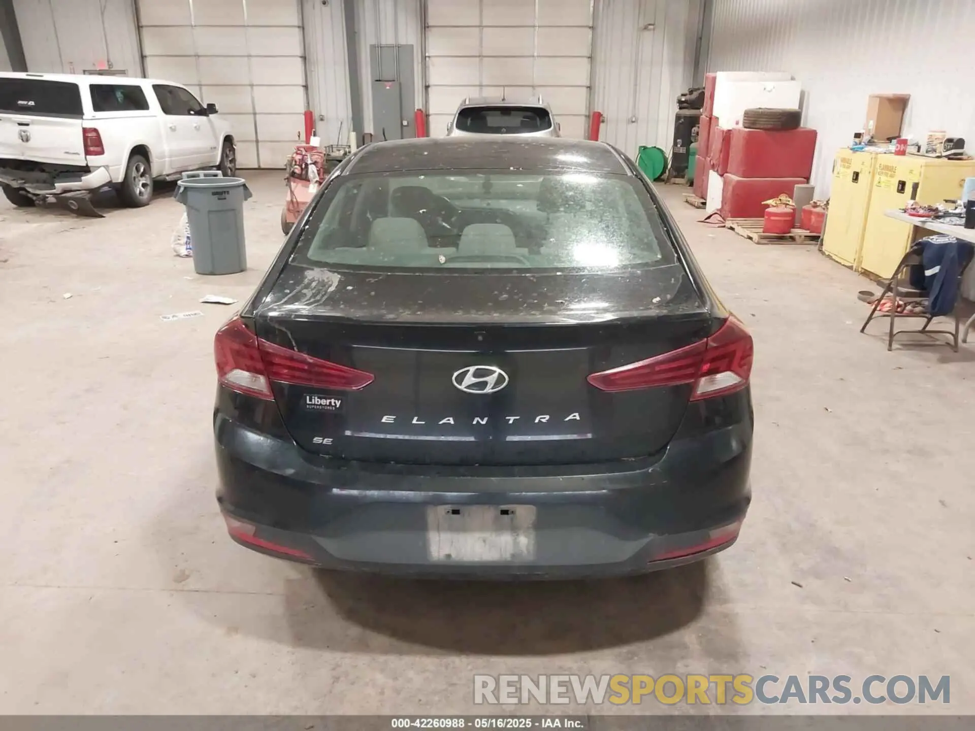 16 Photograph of a damaged car KMHD74LF8KU756994 HYUNDAI ELANTRA 2019