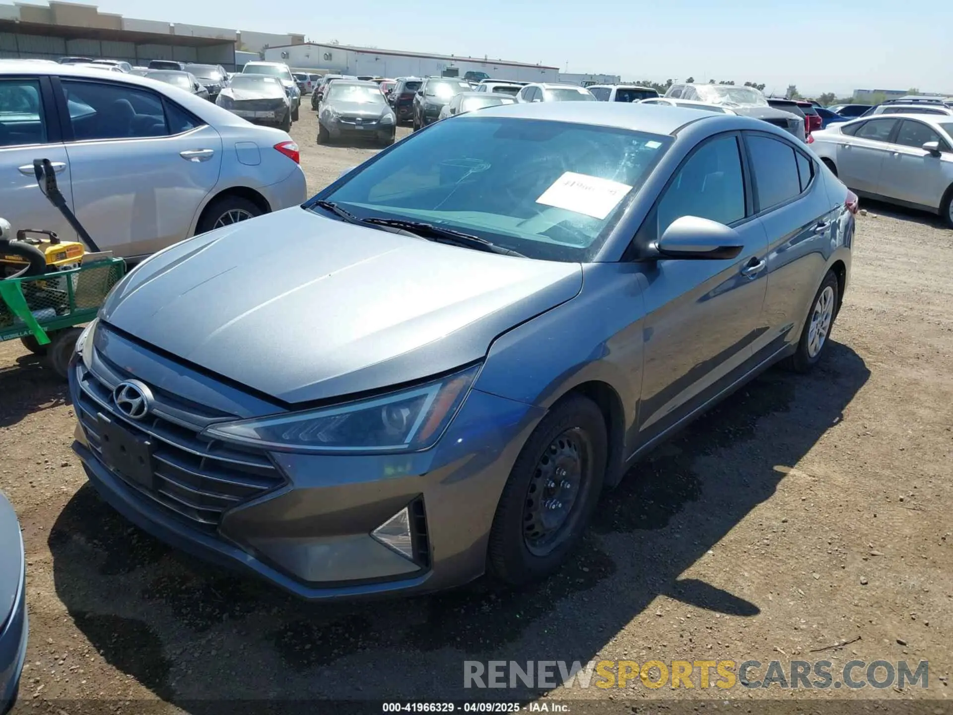 2 Фотография поврежденного автомобиля KMHD74LFXKU827774 HYUNDAI ELANTRA 2019