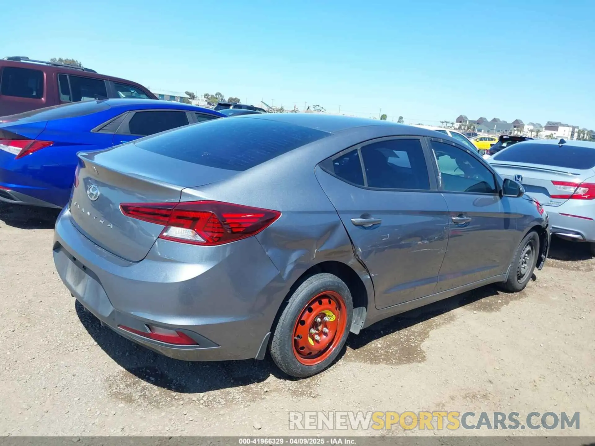 6 Фотография поврежденного автомобиля KMHD74LFXKU827774 HYUNDAI ELANTRA 2019