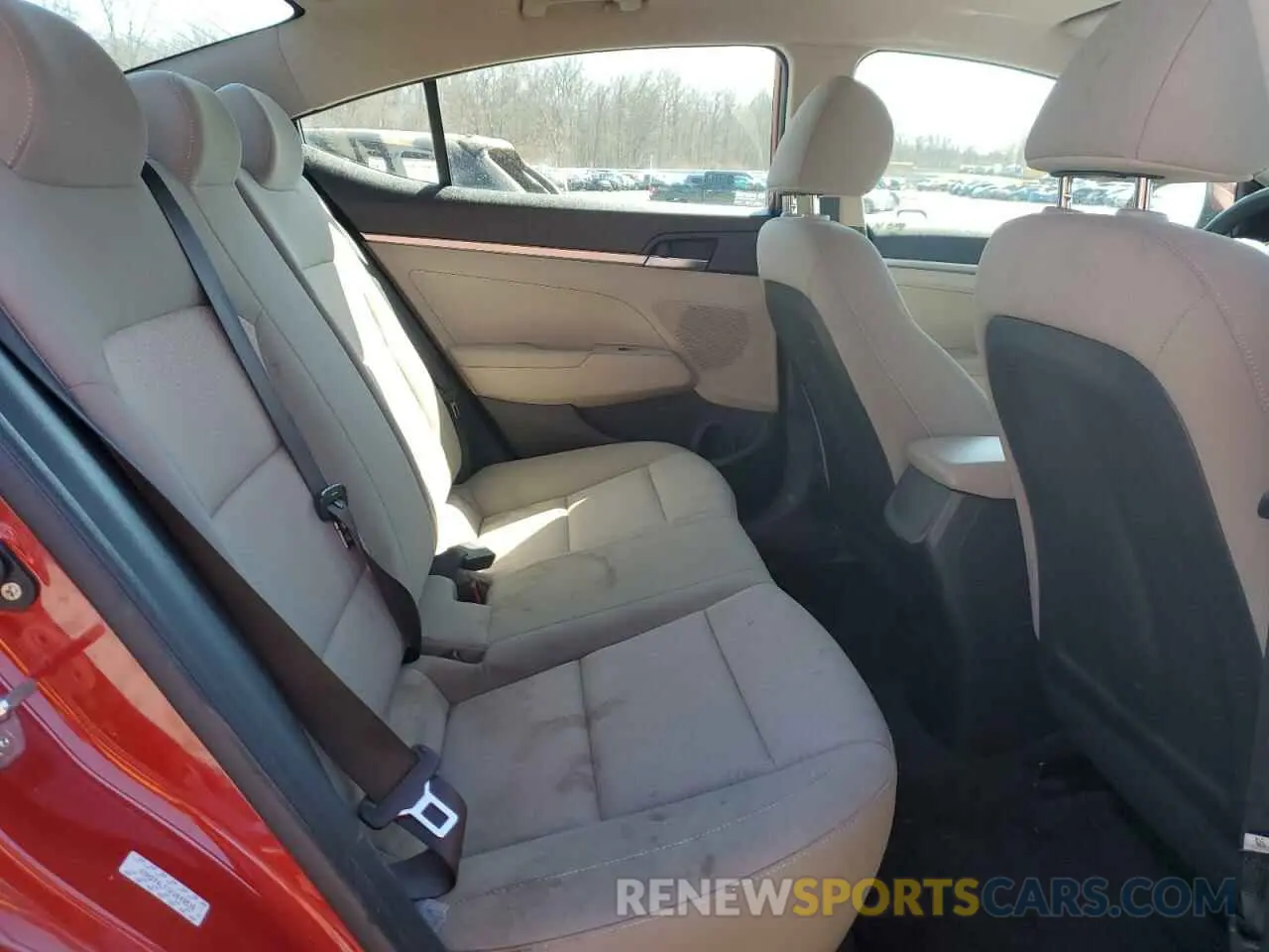 10 Photograph of a damaged car KMHD74LFXKU849838 HYUNDAI ELANTRA 2019