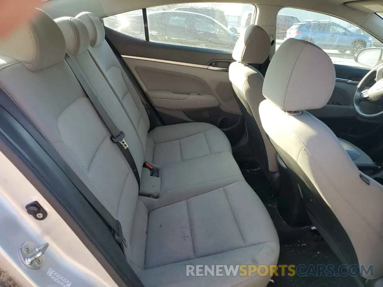 10 Photograph of a damaged car KMHD84LF0KU879928 HYUNDAI ELANTRA 2019
