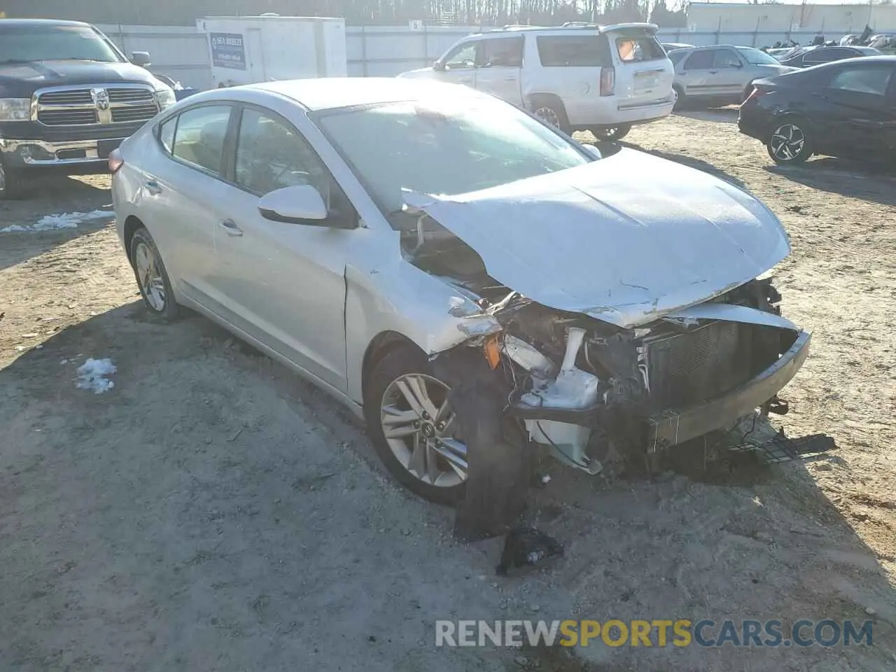 4 Photograph of a damaged car KMHD84LF0KU879928 HYUNDAI ELANTRA 2019