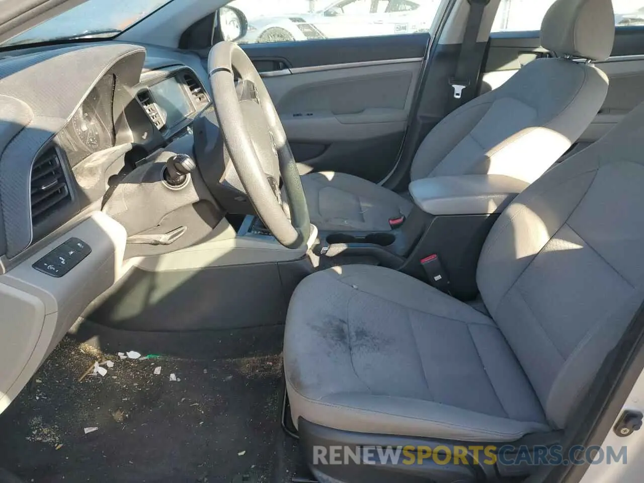 7 Photograph of a damaged car KMHD84LF0KU879928 HYUNDAI ELANTRA 2019