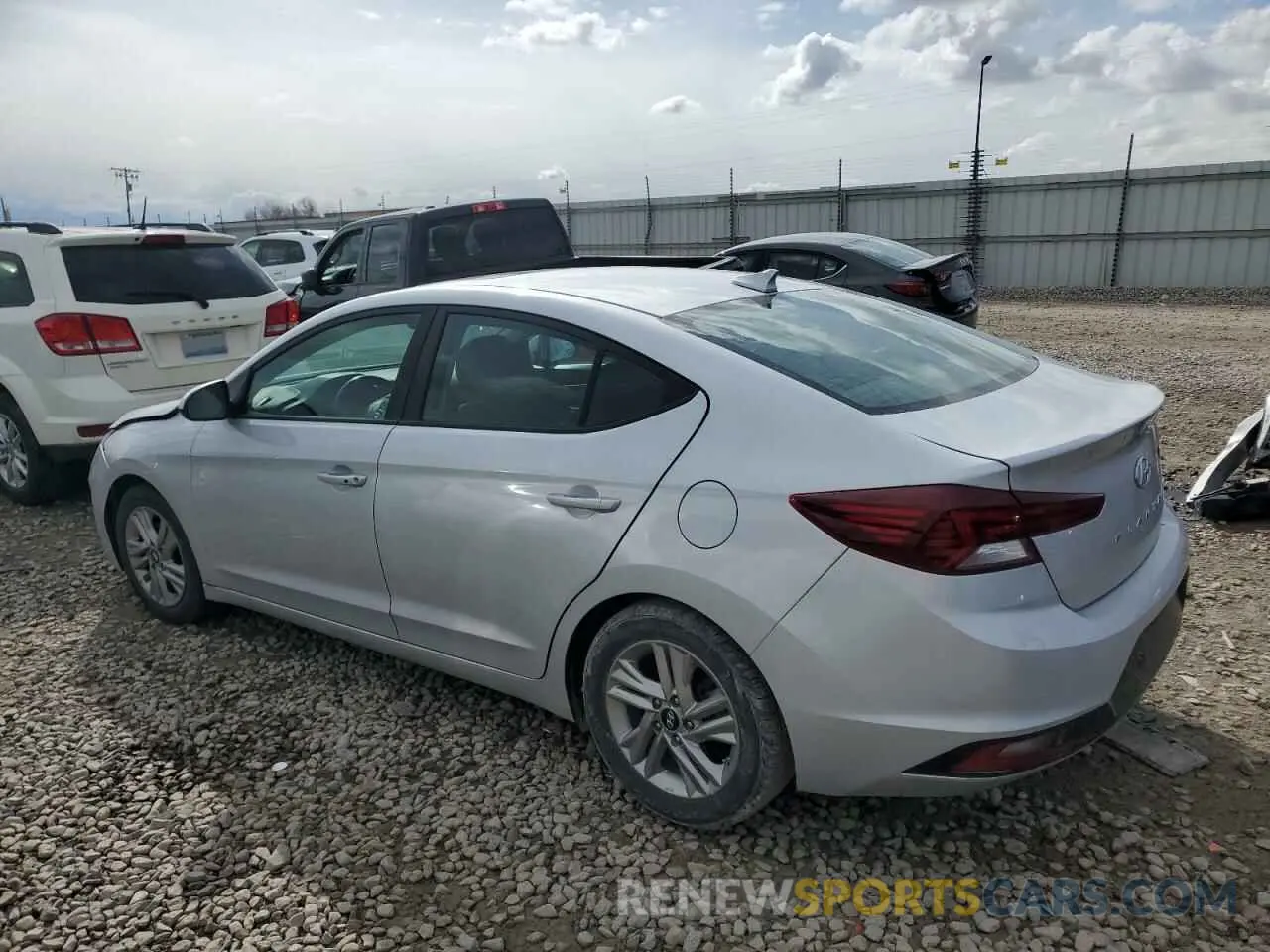 2 Фотография поврежденного автомобиля KMHD84LF0KU887334 HYUNDAI ELANTRA 2019