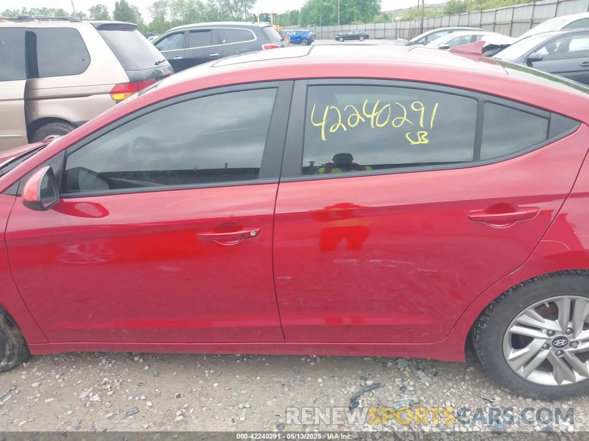 15 Photograph of a damaged car KMHD84LF1KU763668 HYUNDAI ELANTRA 2019