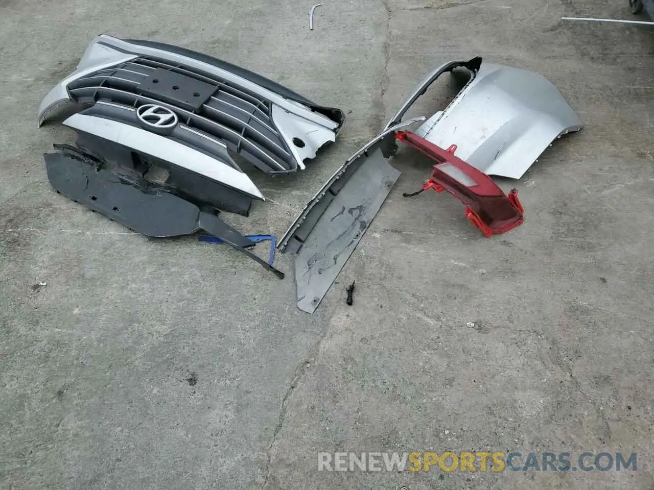 12 Photograph of a damaged car KMHD84LF1KU783144 HYUNDAI ELANTRA 2019