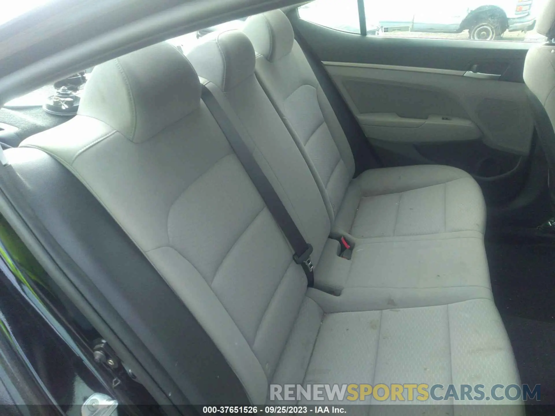 8 Photograph of a damaged car KMHD84LF1KU787761 HYUNDAI ELANTRA 2019