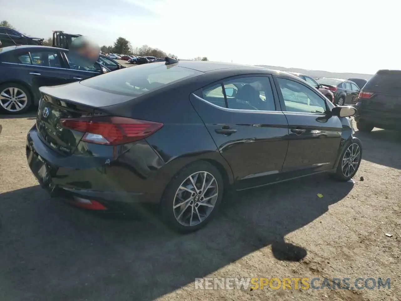 3 Фотография поврежденного автомобиля KMHD84LF2KU805913 HYUNDAI ELANTRA 2019